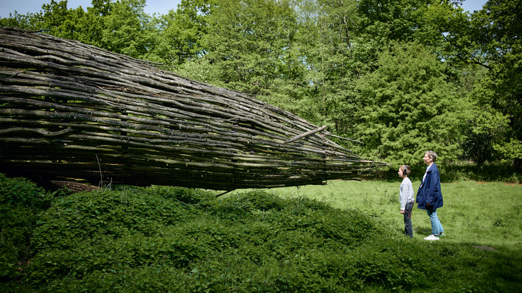 It is possible to listen to sound theater in the art park on Langeland