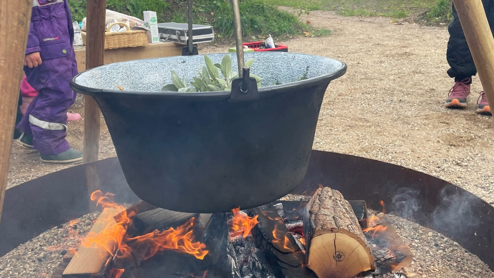 Essen vom Lagerfeuer