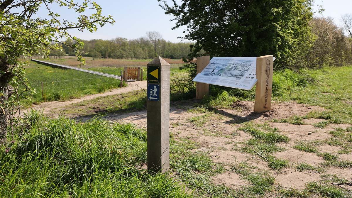 Valkyriestien i Assens ved Strandby Bæk