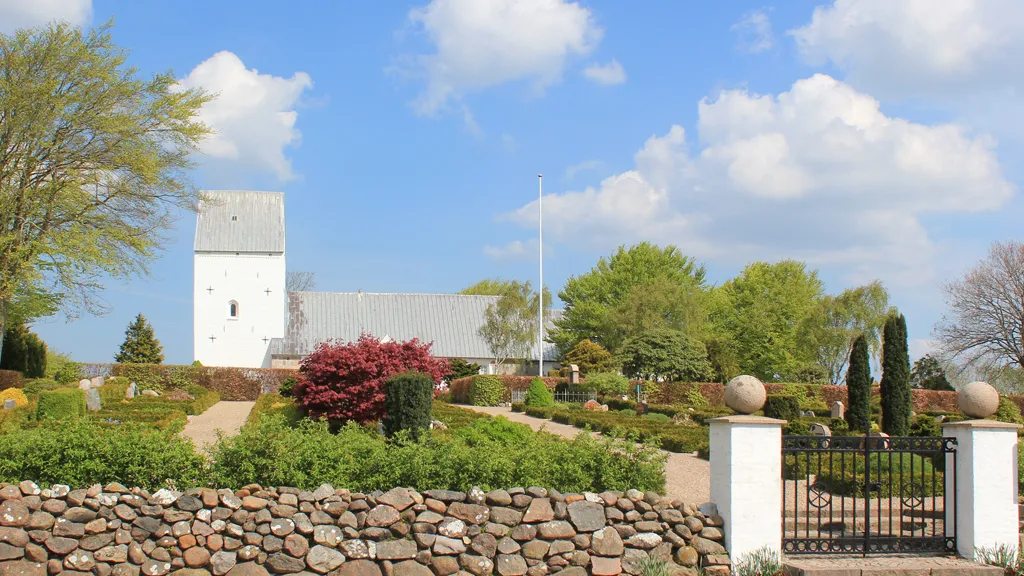 Henne Kirke