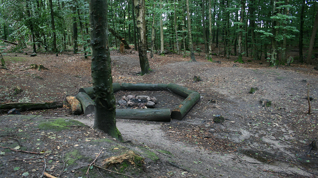 Shelterplatz an der Burganlage Jels Voldsted