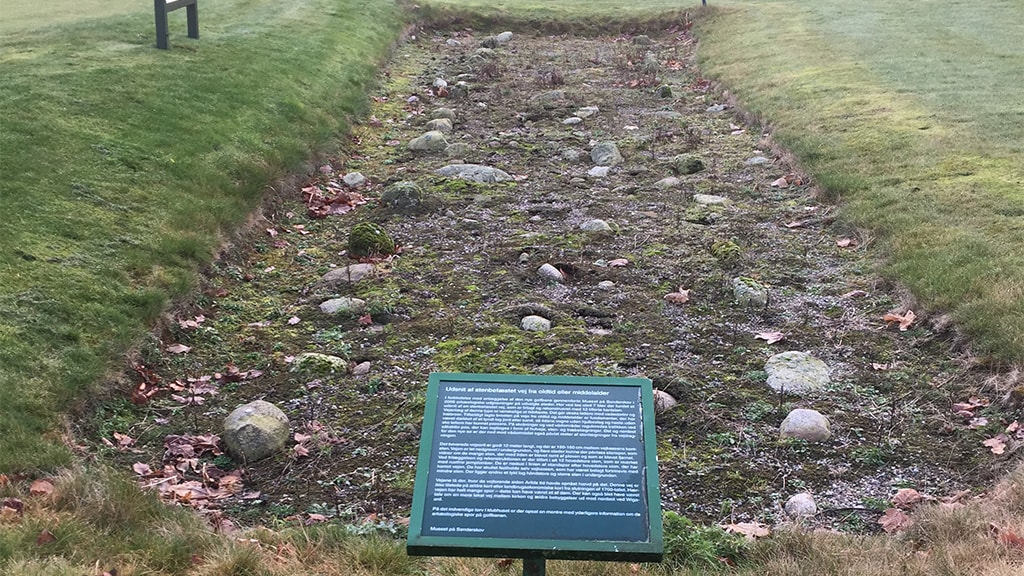 Branch  road of the Ancient Road, Hærvejen, at Vejen Golf course