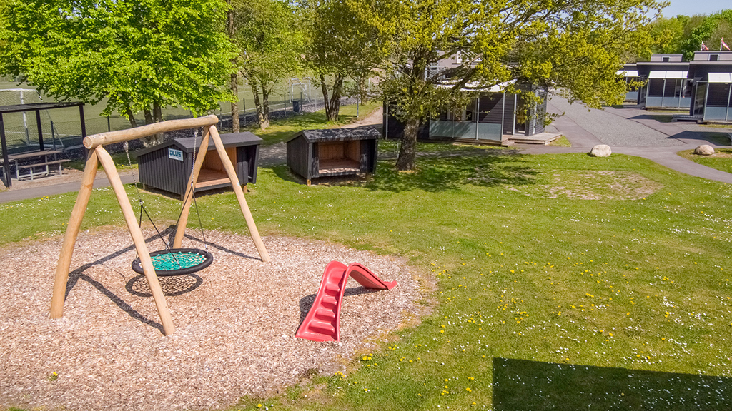 Sportscenter Danmark, Legeplads ved huse