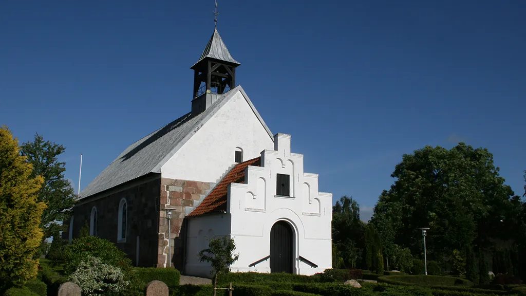 Øster Lindet Church