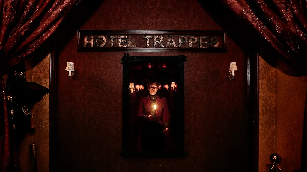 Hotel Trapped _ Escape room