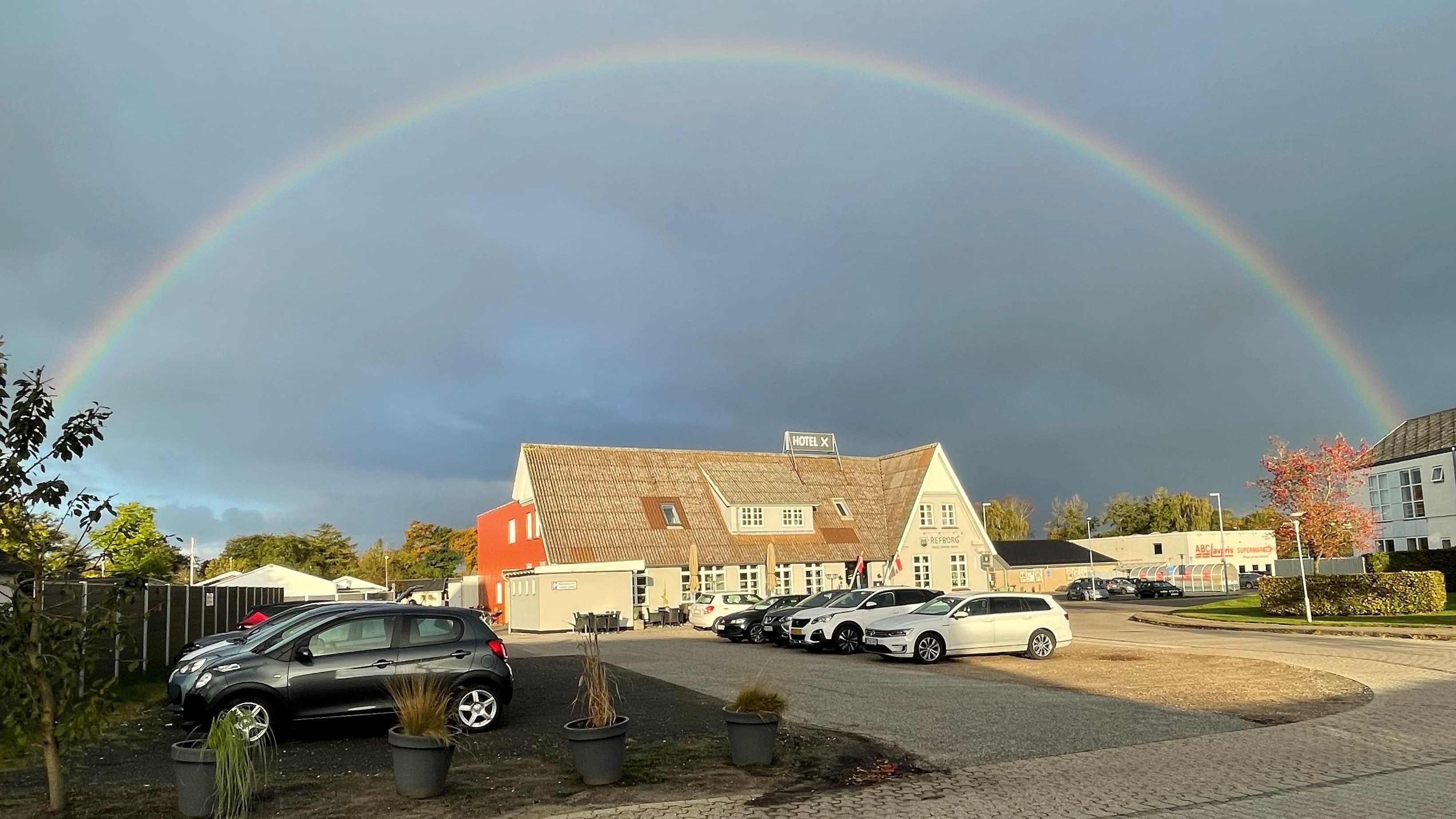 Rainbow over Refborg
