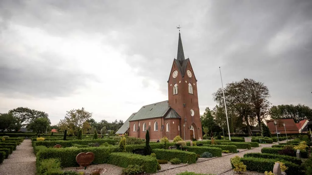 Isenvad-Kirke---VisitHerning---Original-(4)