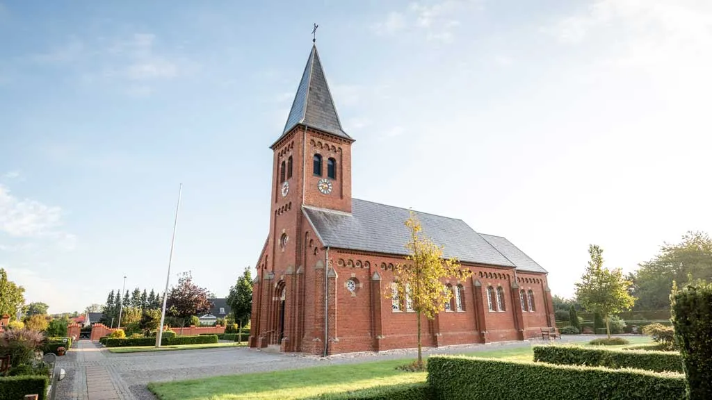 Gludsted-Kirke---VisitHerning---Original-(4)