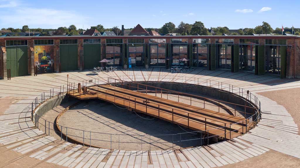 RemisenBrande, Meeting place