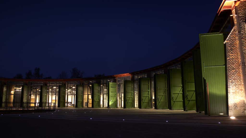 RemisenBrande, Meeting place