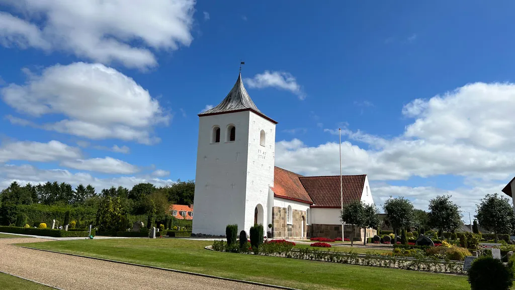 Haderup-Kirke---Foto-Jannie-Nyegaard---1024x576-01