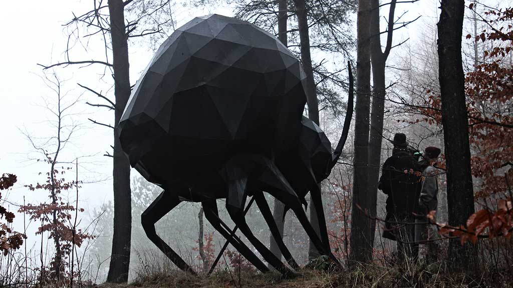 HATE - Deep Forest Art Land