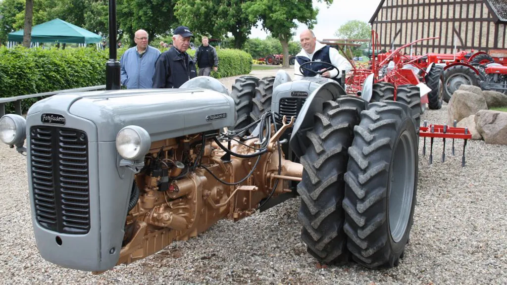 tandem-traktor-danmarks-ferguson-museum