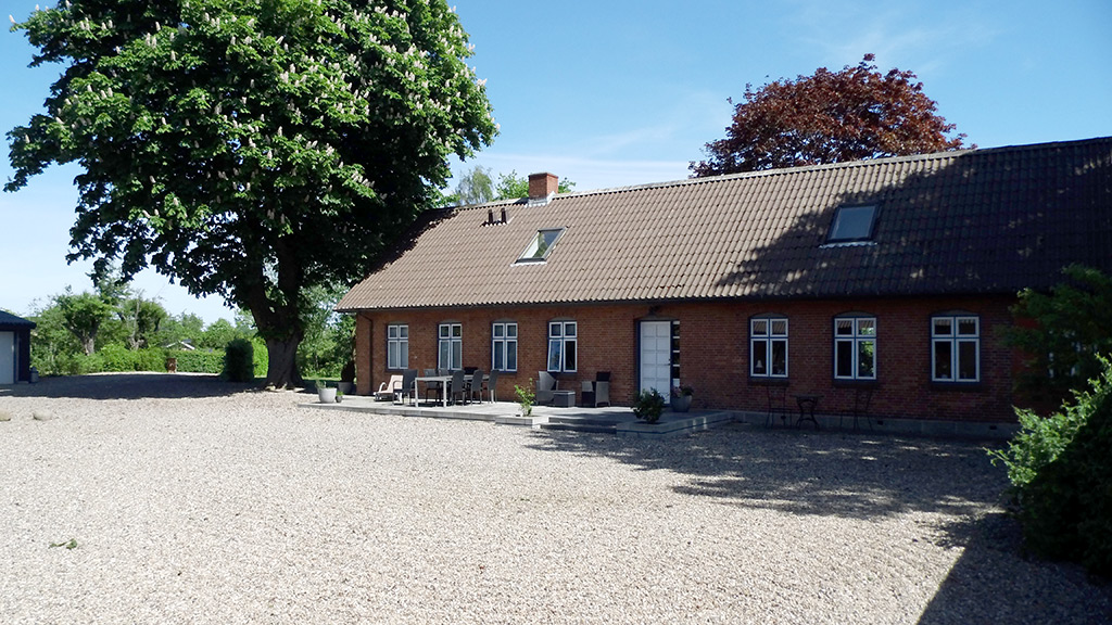 Bakkegaarden's Bed & Breakfast seen from the courtyard