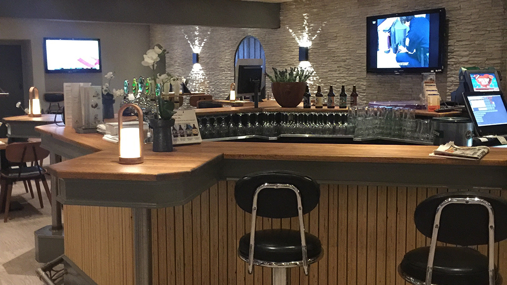 Die Bar im Restaurant The Good Company im Hotel Pejsegården.