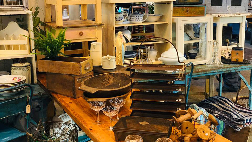 Antike Dekorationskunst auf dem Habengut-Markt im FÆNGSLET in Horsens