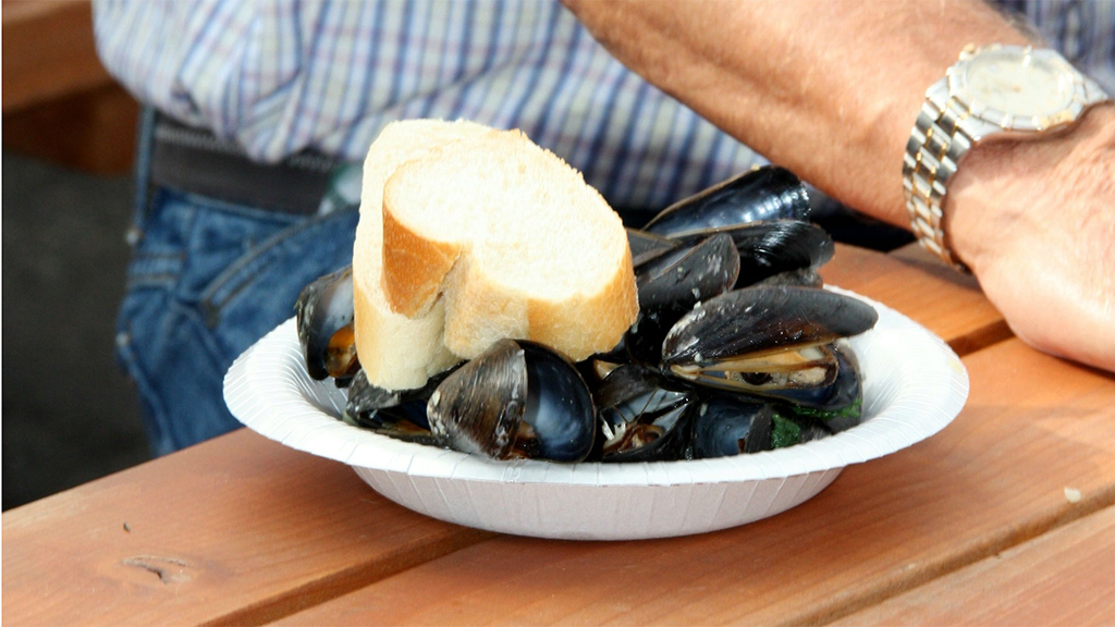 Plate of mussels