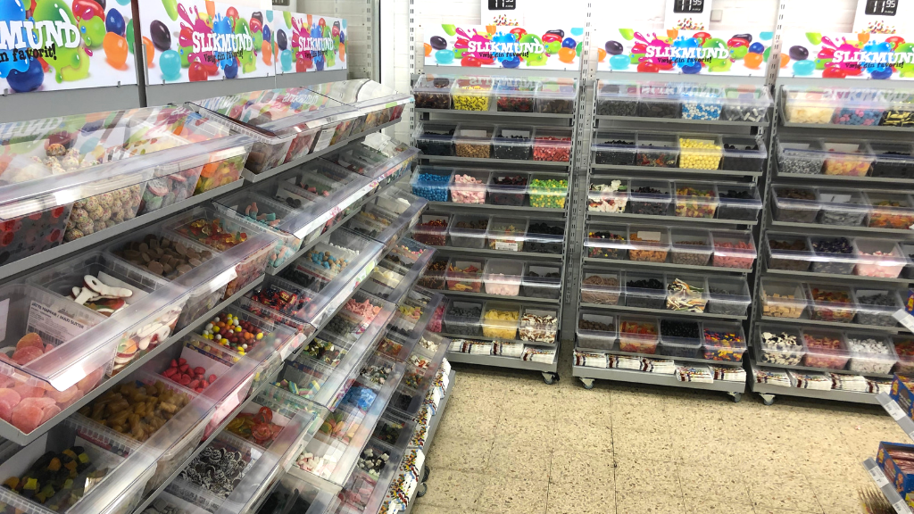 Pick-and-mix candy at Strandshoppen in Saksild
