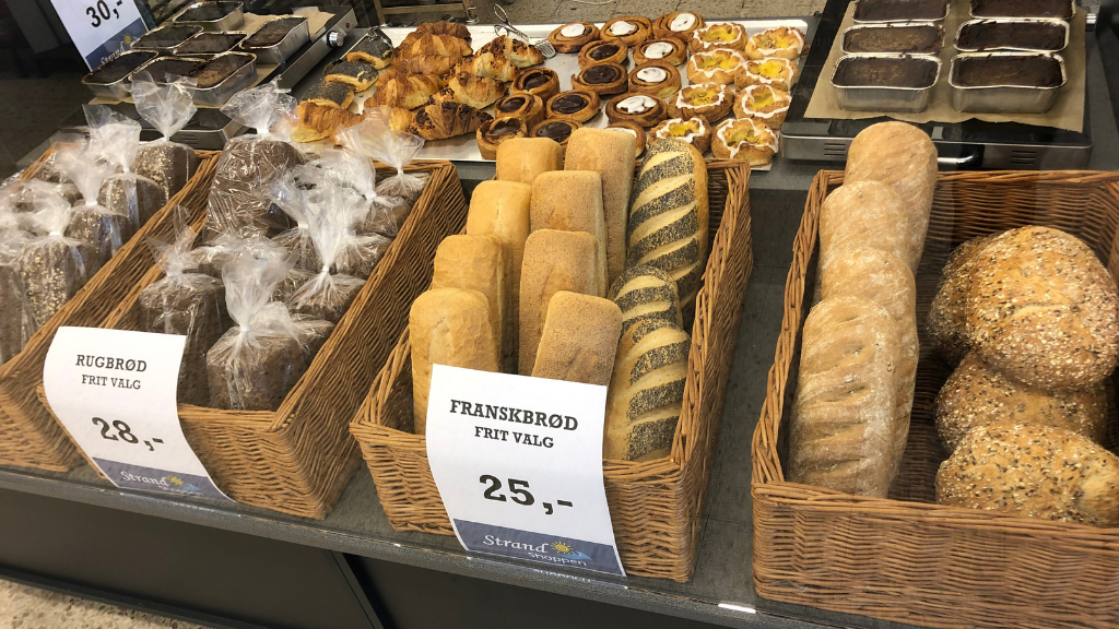 Bread at Strandshoppen in Saksild