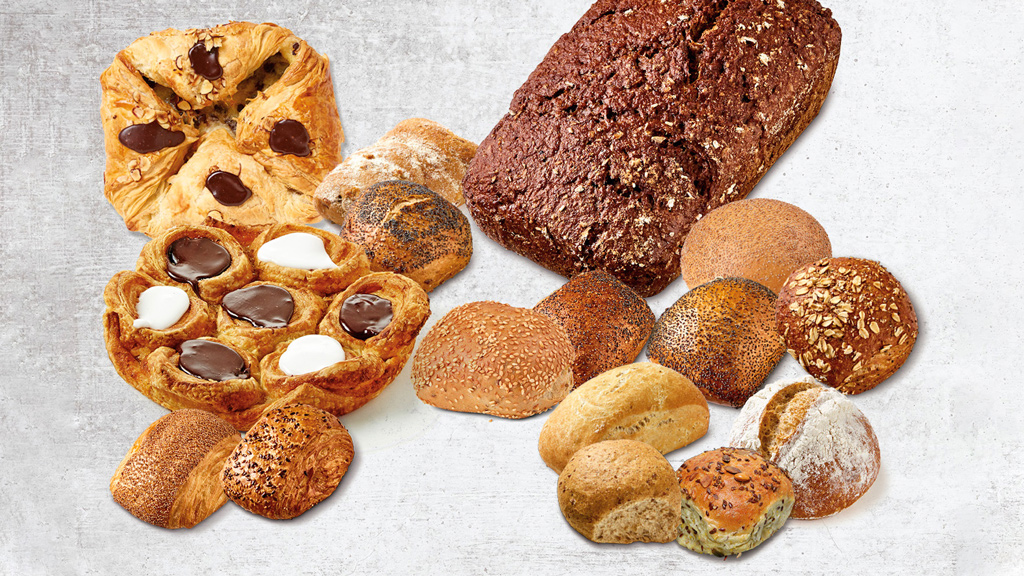 Bread and cakes from the bakery at Bilka