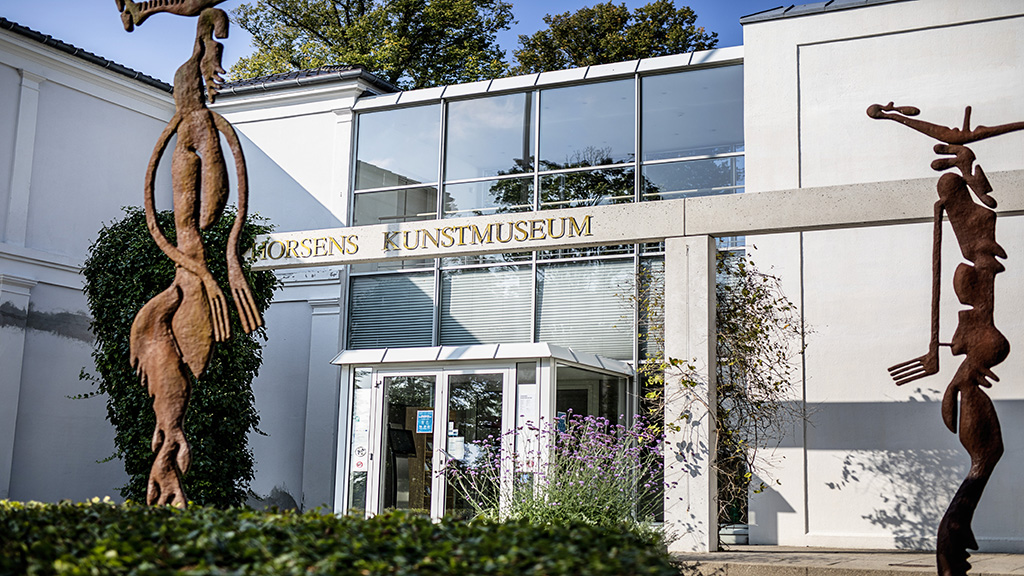 Sculptures in front of the entrance to Horsens Art Museum