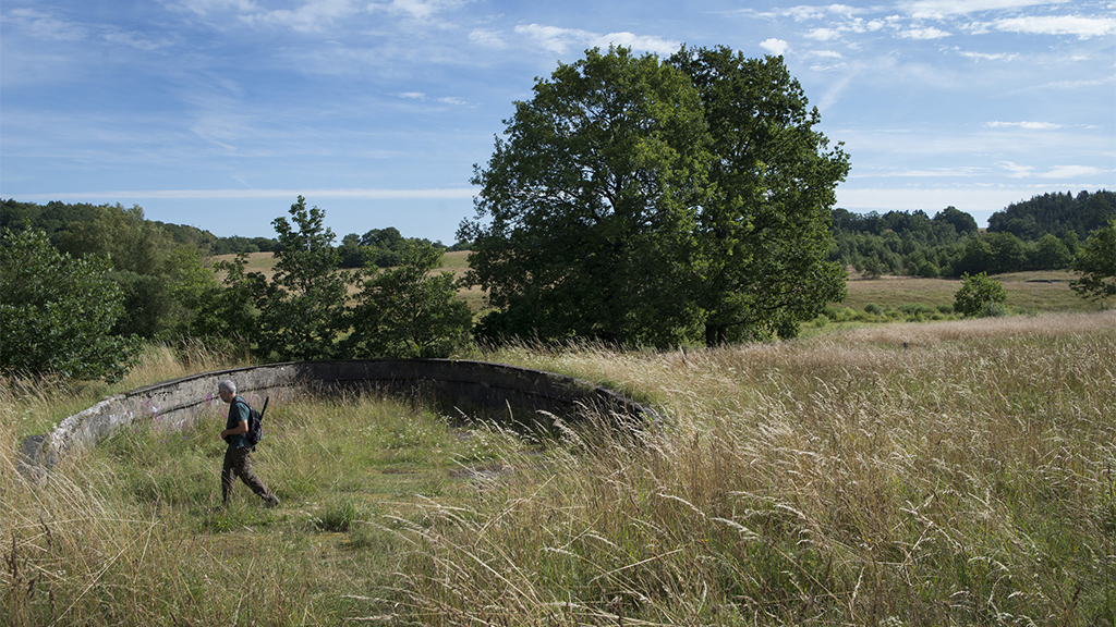 A man walking on the Ancient Road in Tinnet Krat
