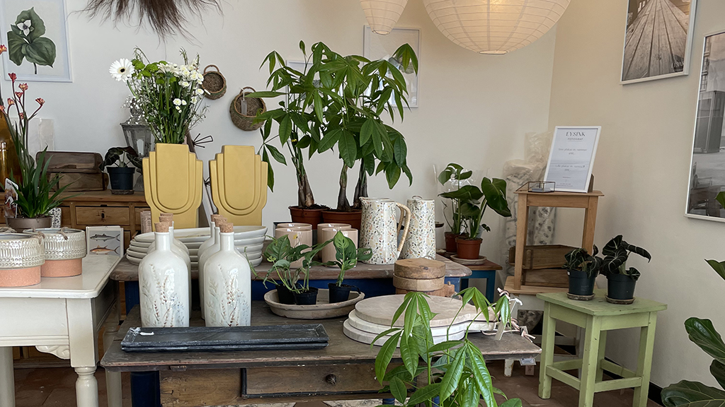 Decorative arts, art, and plants at Det Kreative Gartneri