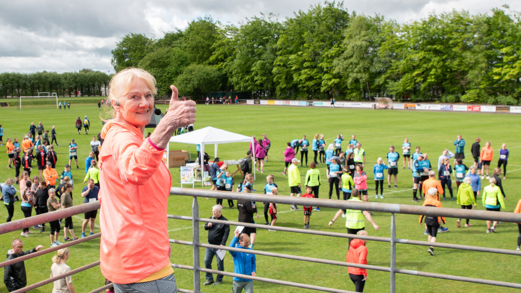 Warm-up for Den Genfundne Bro Løbet at Brædstrup Stadium