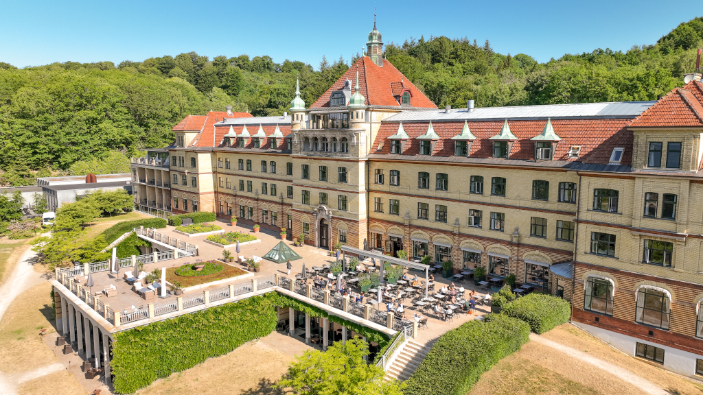 Drone photo of Hotel Vejlefjord and the terrace