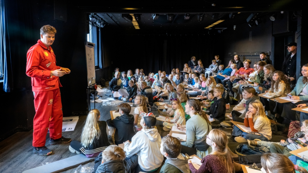 Lakserytteren on stage for the Makværk Festival in Horsens