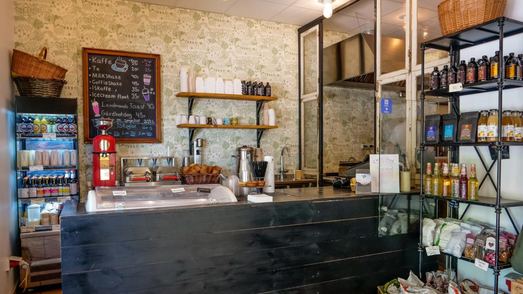 The checkout in the farm shop at Fru Møllers Mølleri