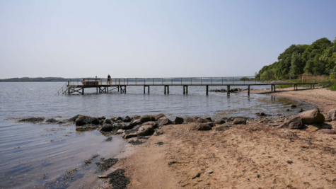 Stouby Strand og badebro