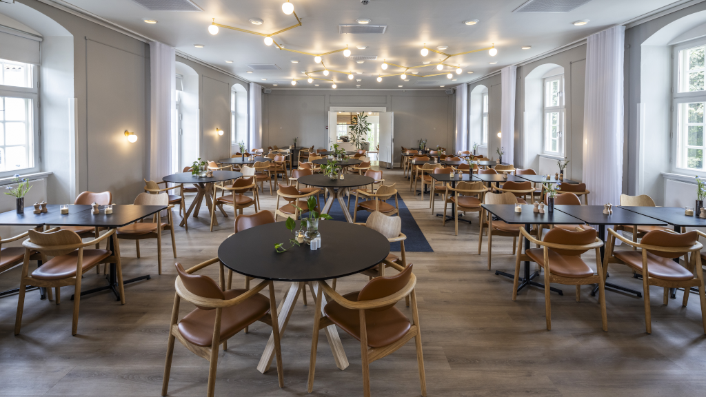 Overview of the restaurant at Comwell Bygholm Park