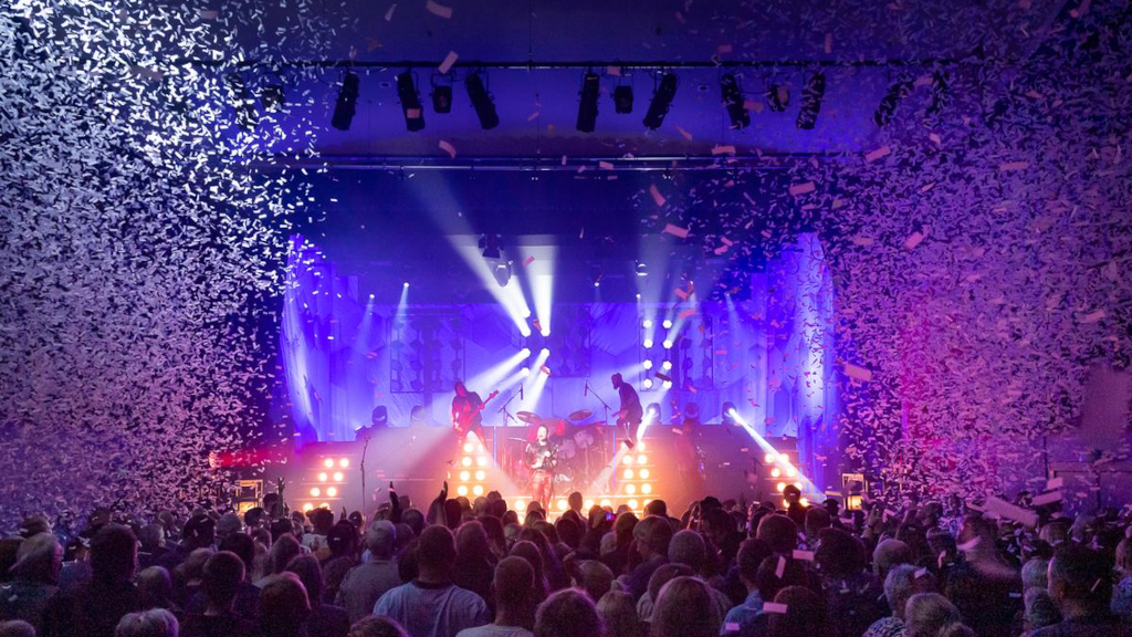 Confetti in the auditorium during a concert with Queen Machine at Horsens Ny Teater
