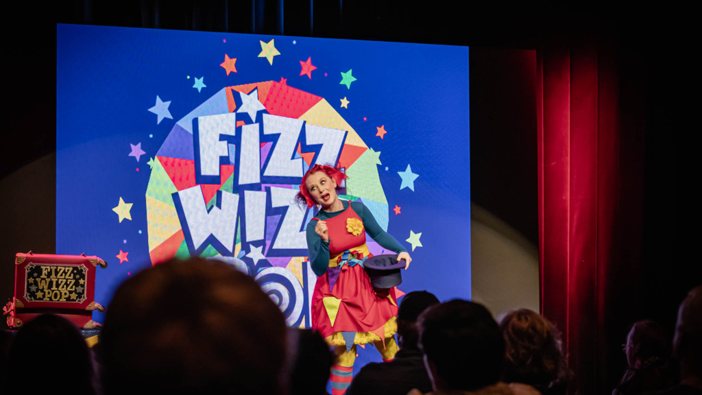 Trylleshow med Fizz Wizz Pop til ILLUSIONS festivalen i Horsens