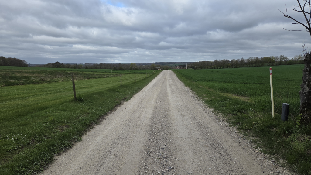 Grusvejen Ågårdsvej ved Underup på Gudenåstien