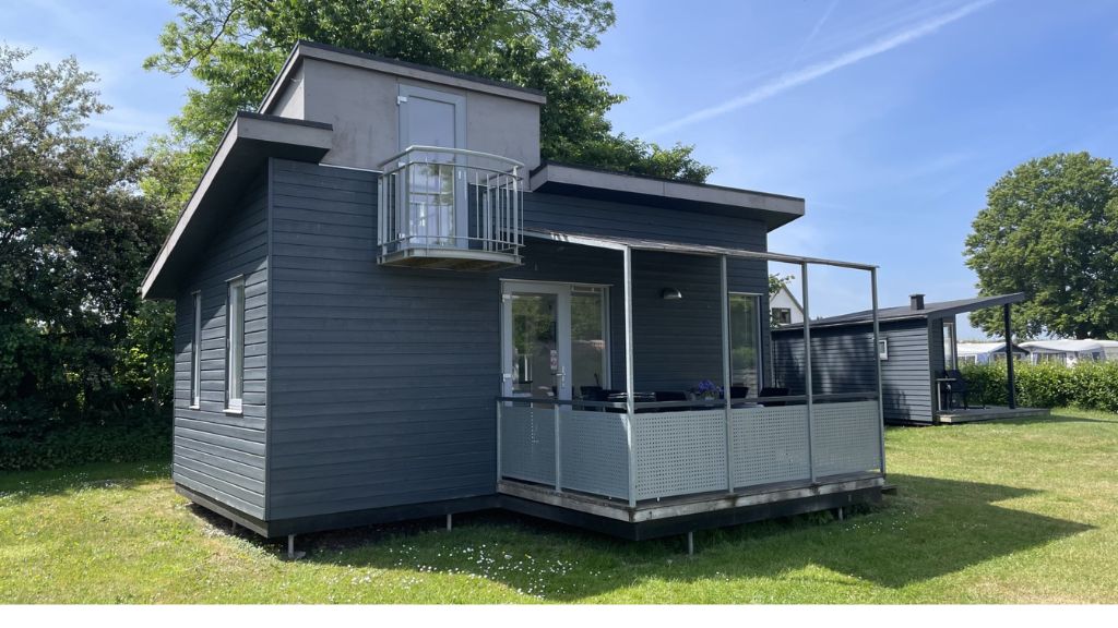 Hjarnø Camping - hytte type 8&9 set udefra