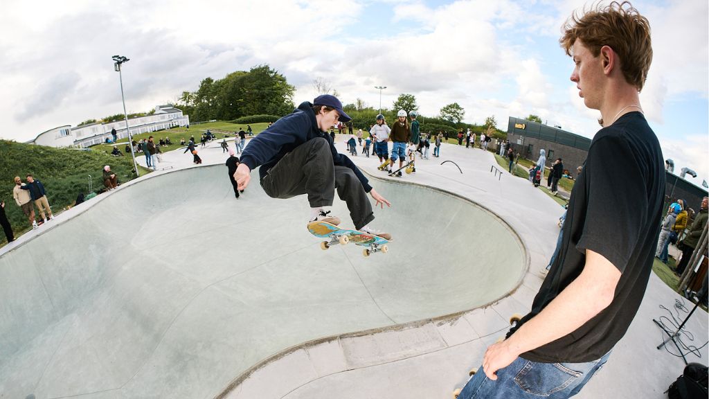 Skaters enjoying the Skate Arena in Juelsminde Nature Park