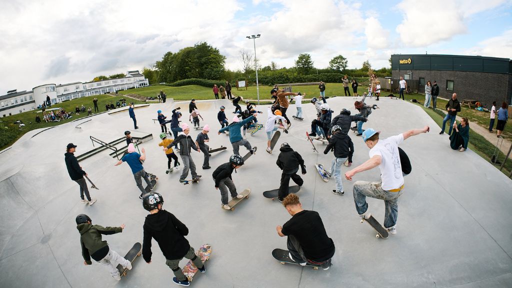 Skaters enjoying the Skate Arena in Juelsminde Nature Park