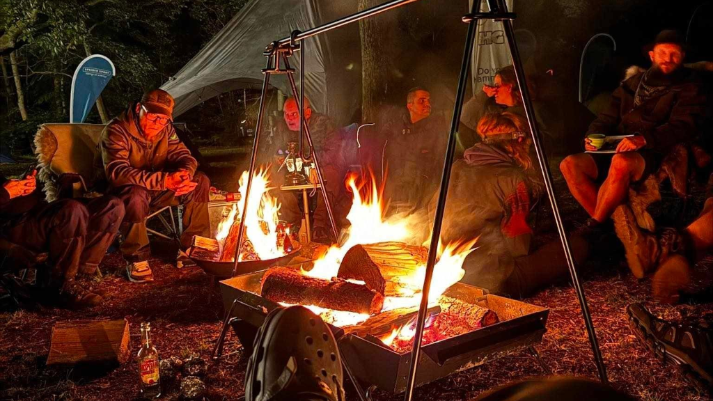 Hygge om et bål til Friluftsfestivalen