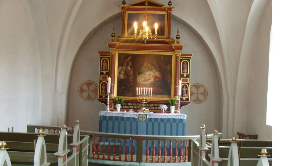 Vollerslev Kirke - alter