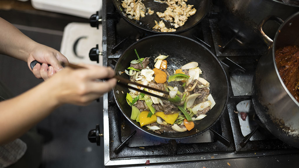 Tilberedning i køkkenet