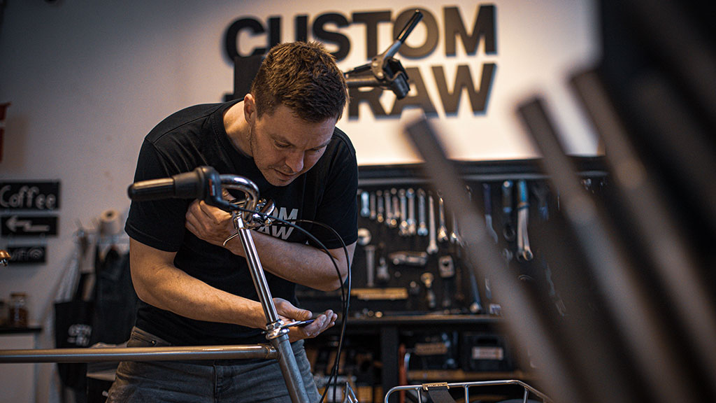 Custom Raw Bike shop