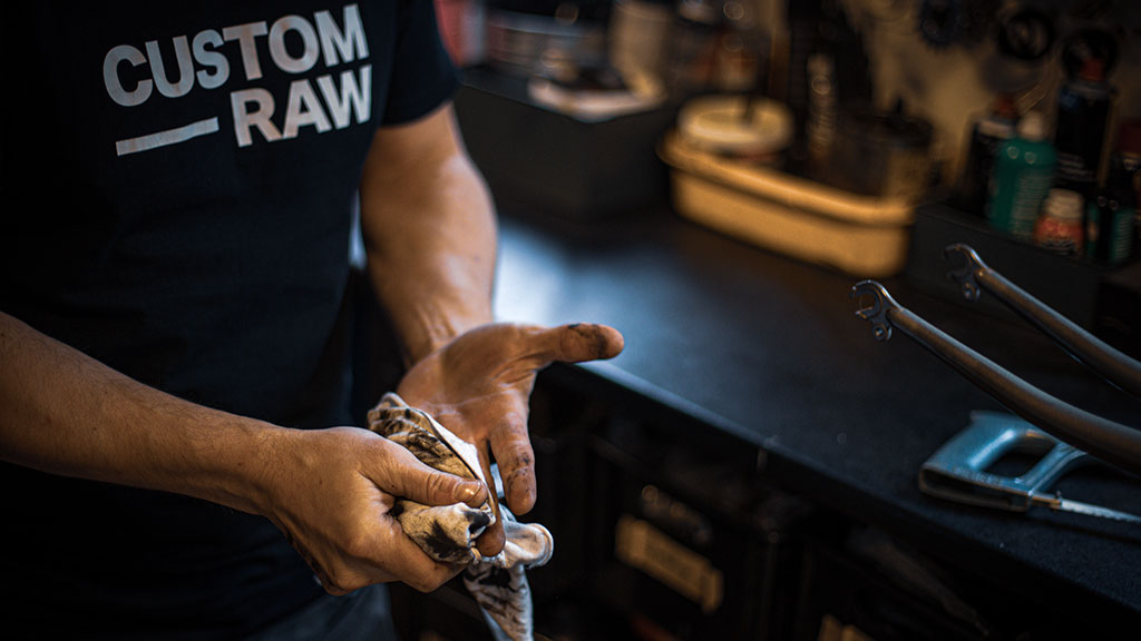 Custom Raw Bike shop