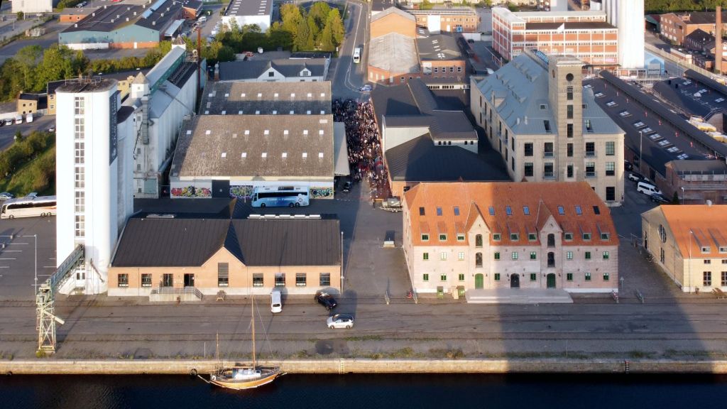 DOK5000 seen from above