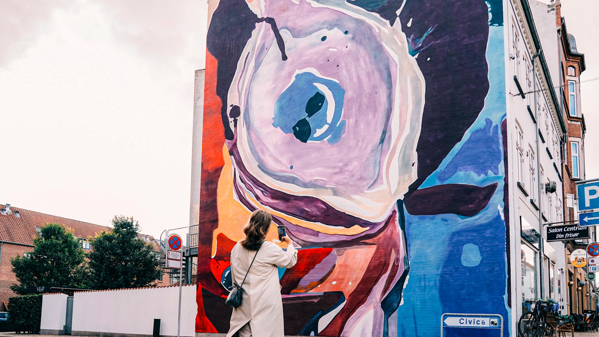 Gavlmaleri af Emily Gernild i Nørregade