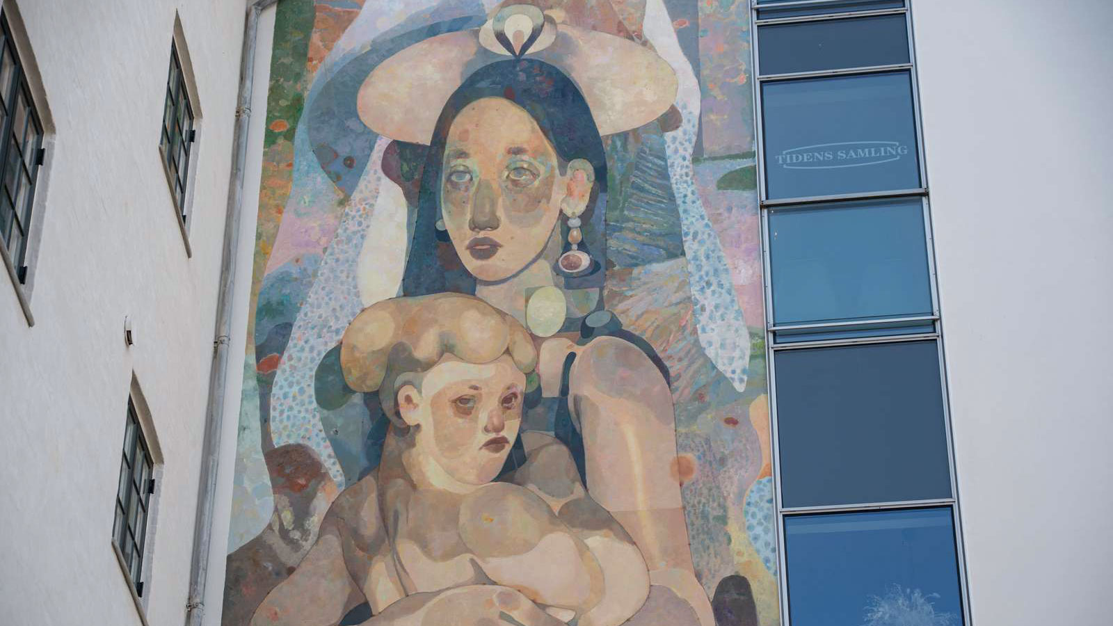 Different Evenings street art