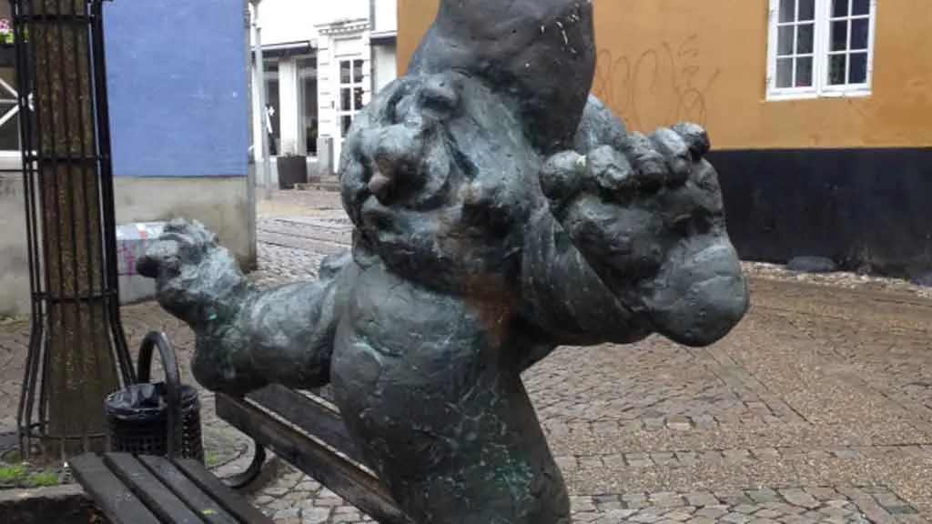 Skulptur i Helenestræde
