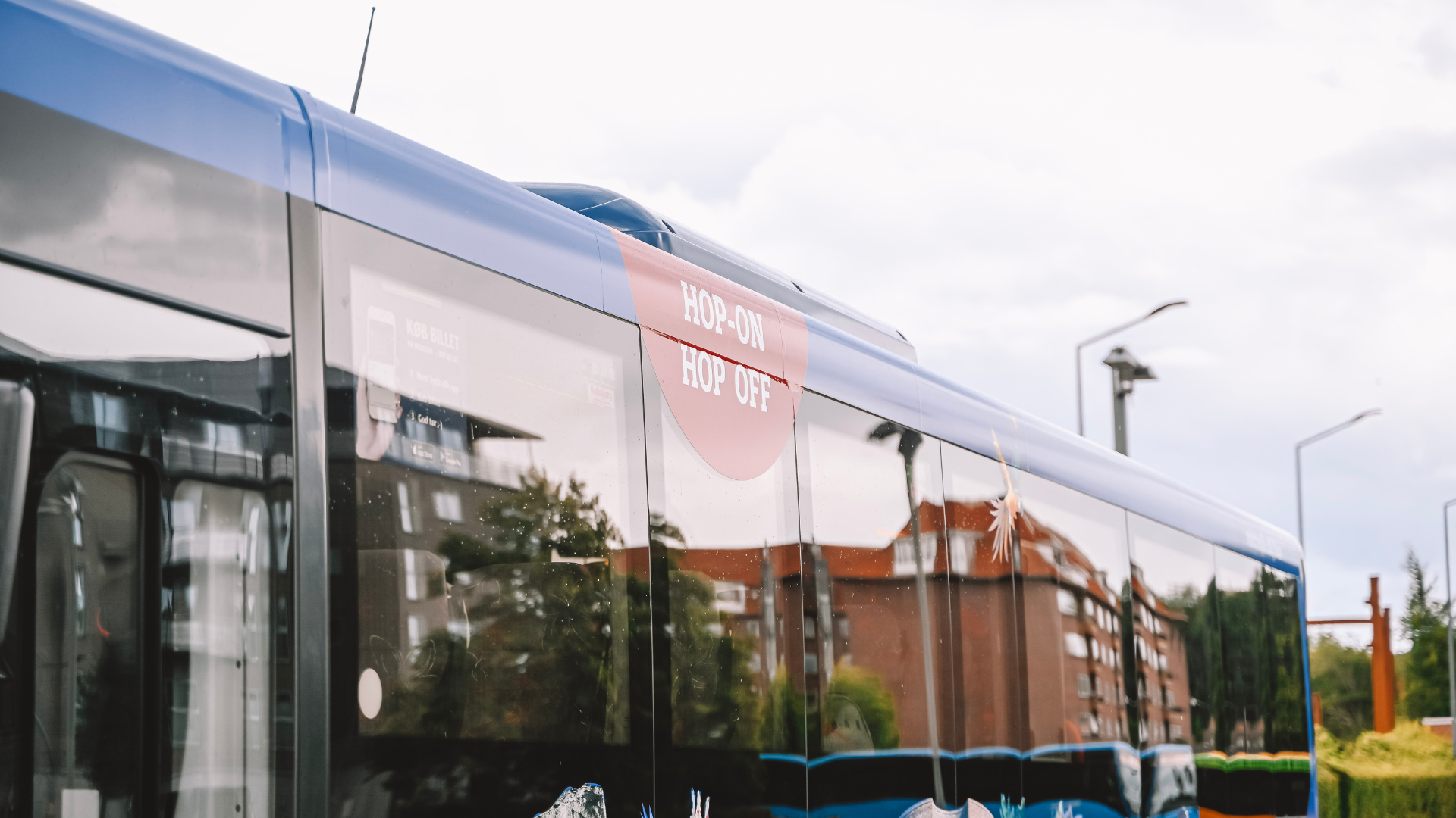Hop on - hop off bus 219 in 2023