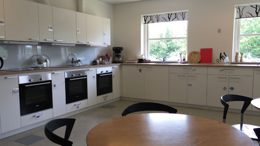 Gæstekøkken på GIVSKUD ZOO HOSTEL